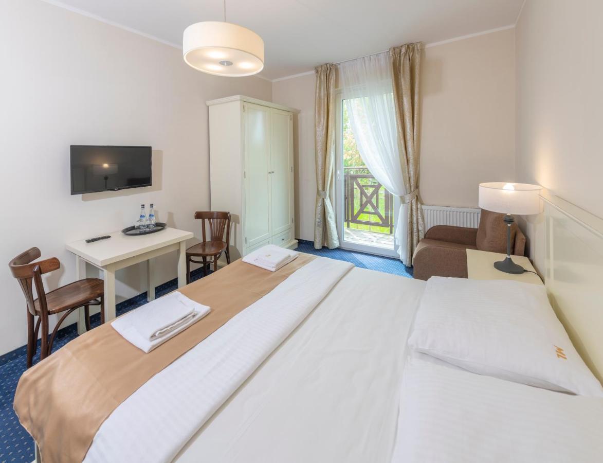 Hotel Mona Lisa Wellness & Spa Колобжег Екстериор снимка