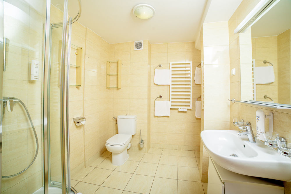 Hotel Mona Lisa Wellness & Spa Колобжег Екстериор снимка